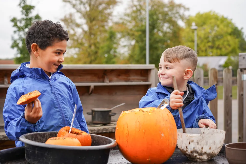 Temple Learning Academy - Outdoor play - 2023